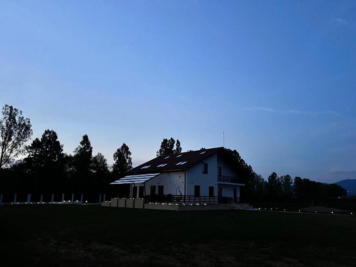 Casa Cu Flori Maramures Baia Mare Exterior foto