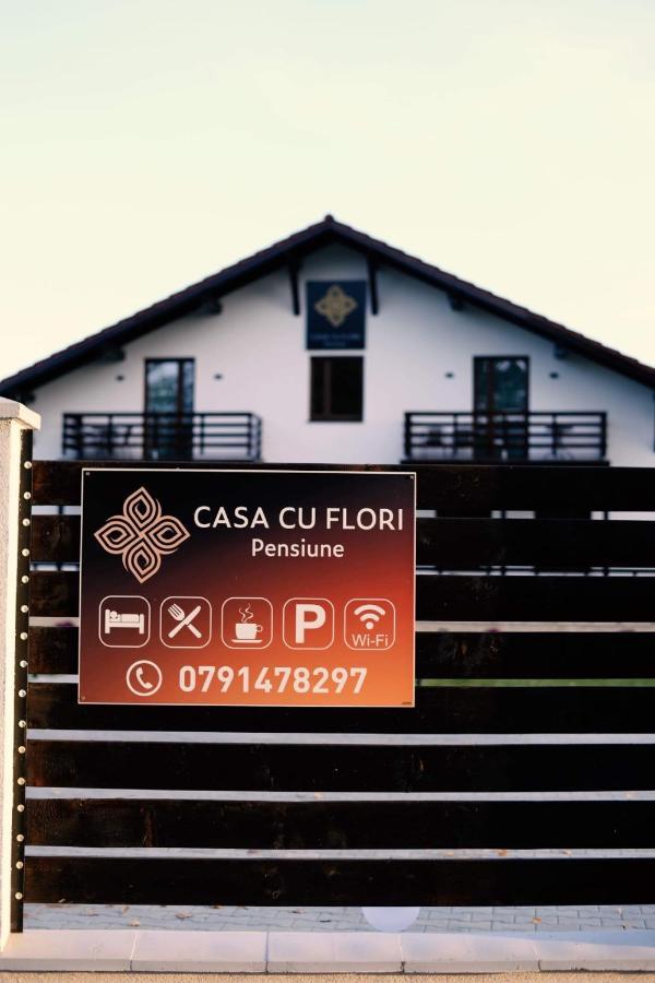 Casa Cu Flori Maramures Baia Mare Exterior foto